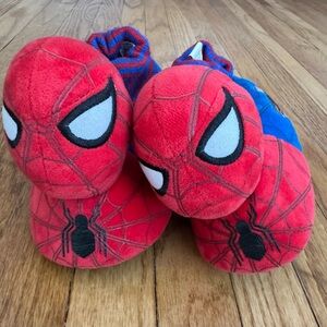 Spider-Man Toddler Boys 3D Plush Slippers Red Size 11-12T (5T-6T)